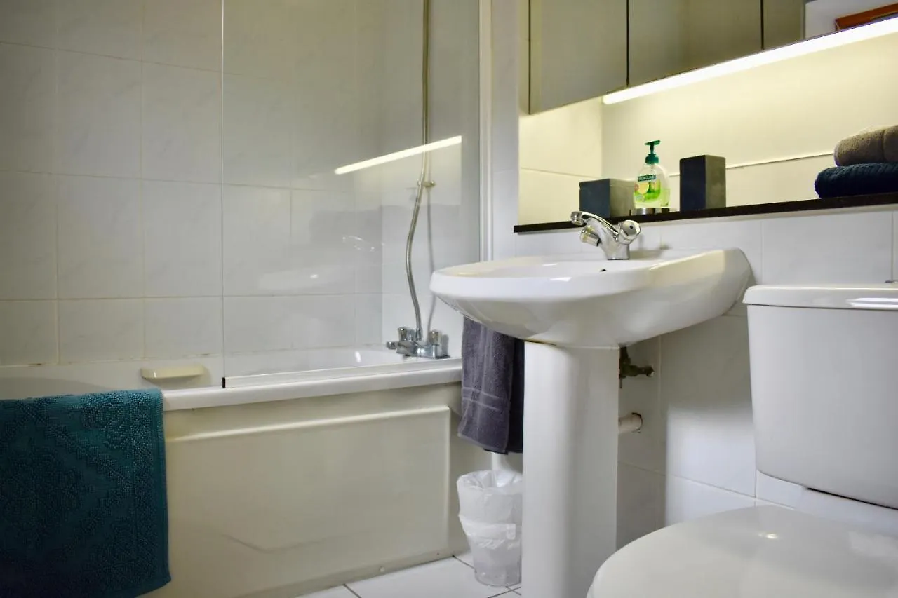 Central Dublin 1 Bedroom Apartment Ιρλανδία