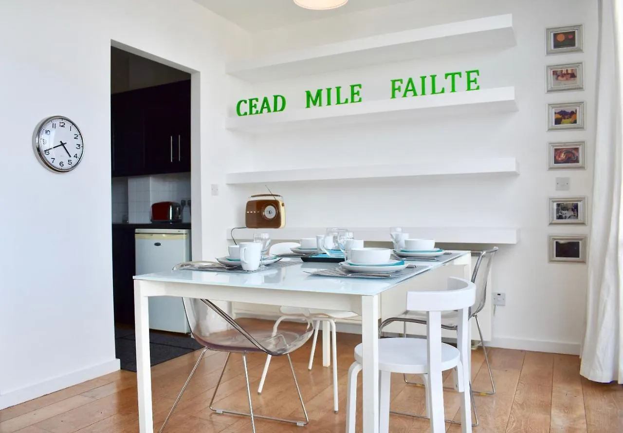 Central Dublin 1 Bedroom Apartment 0*,