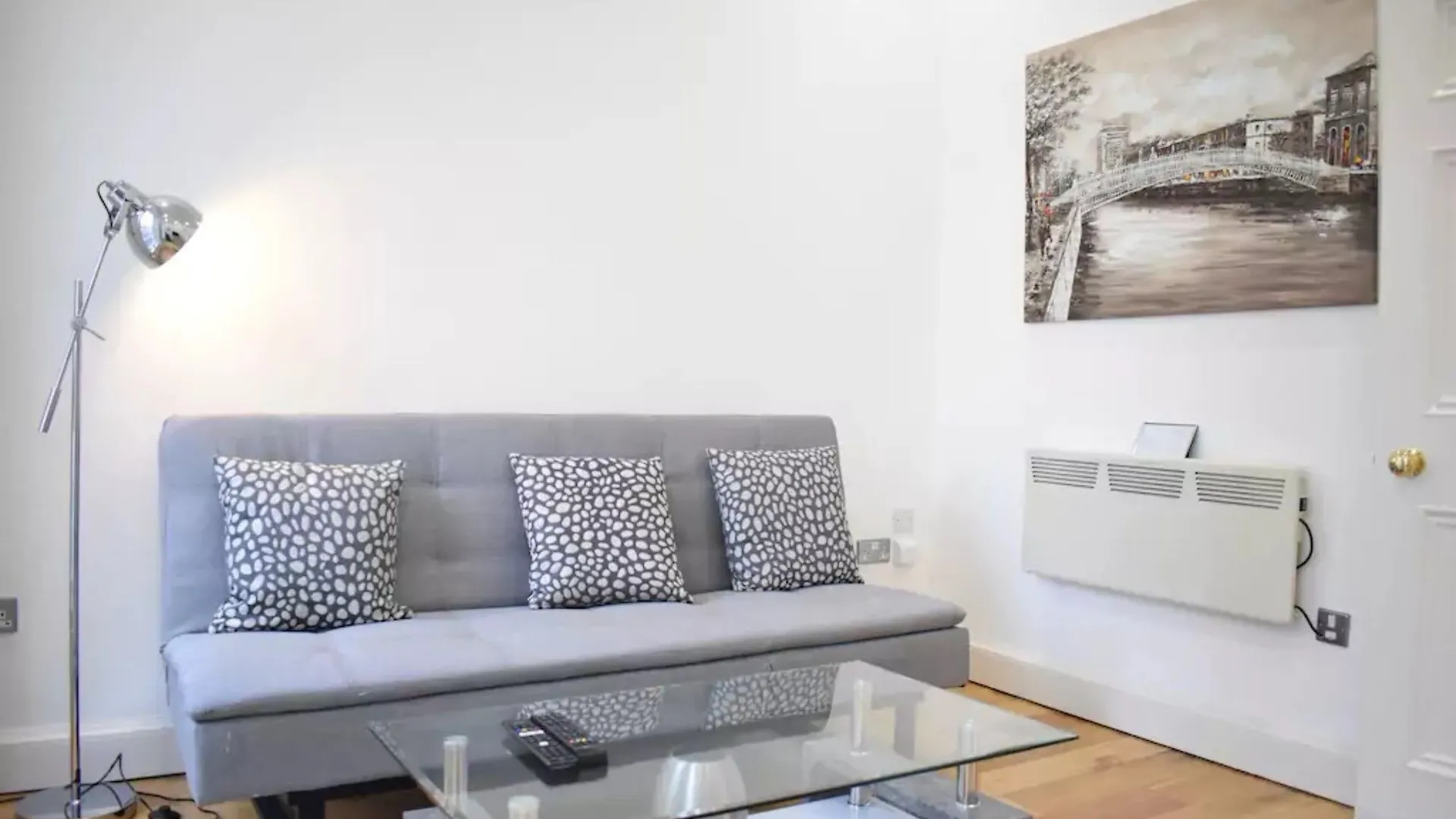 Central Dublin 1 Bedroom Apartment 0*,  Ιρλανδία